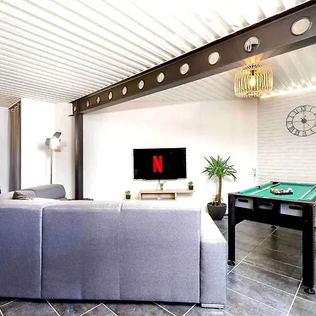 De 3 Chambres Avec Wifi A דירה