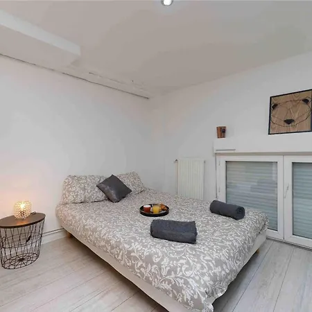 De 3 Chambres Avec Wifi A *