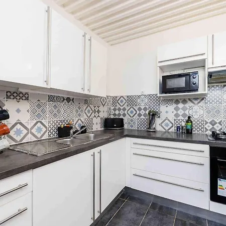 דירה De 3 Chambres Avec Wifi A